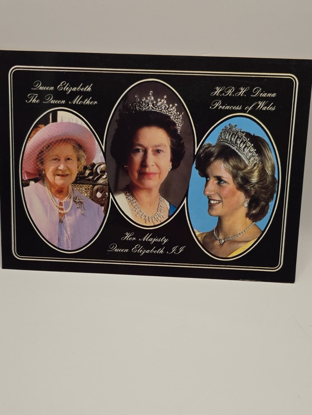Commemorative Royal Portrait Collectible Post Card The Queen And Princess Diana